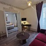 Colmar Suites - Chez Axelle דירה